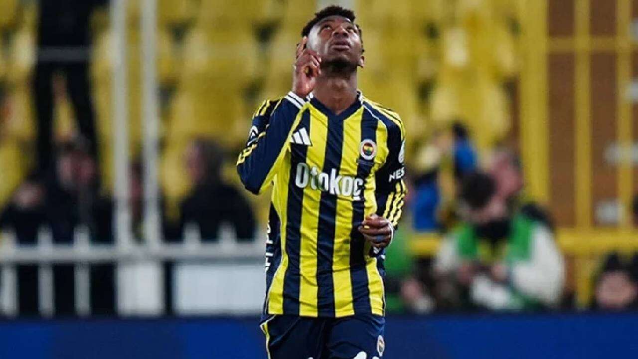 Fenerbahçe'de İsmail Kartal kararını verdi: Aziz Yıldırım 20 milyon euroluk yıldızı kapının önüne koydu! 4